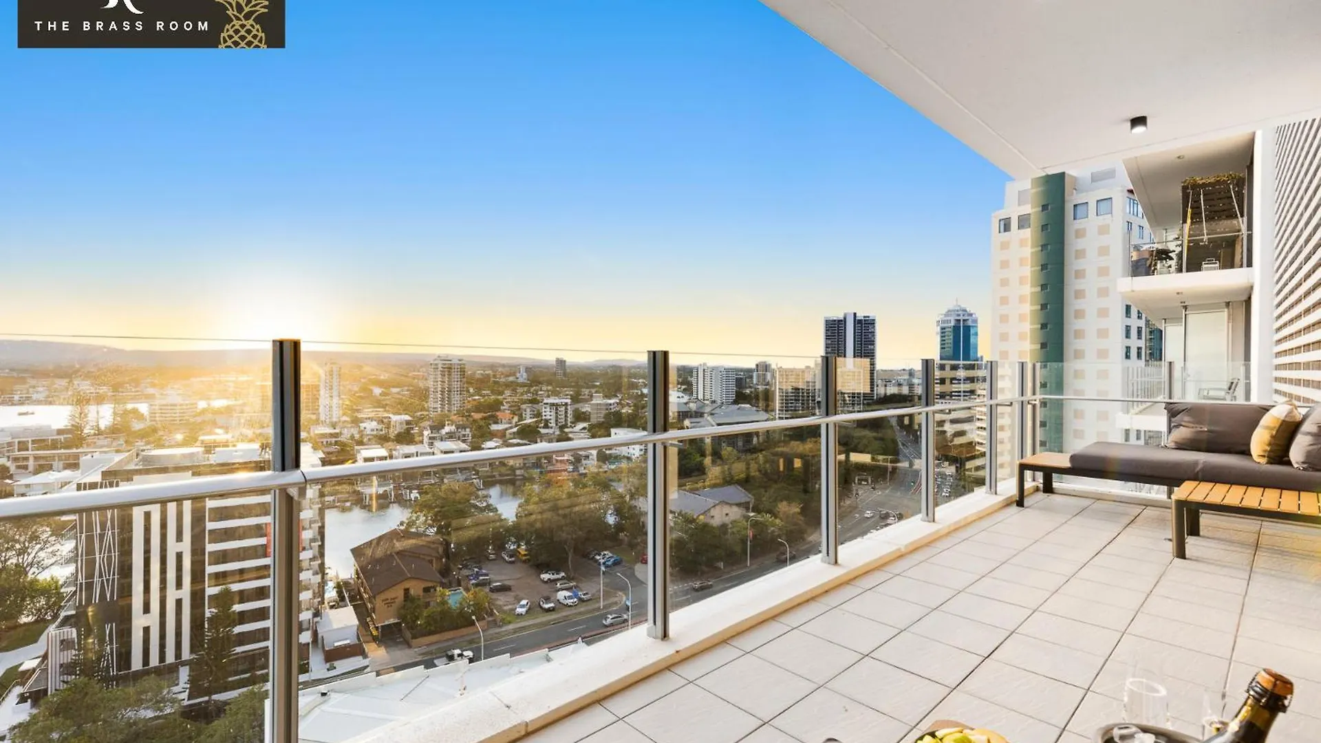 Apartment The Brass Pineapple Surfers Paradise 4217 Gold Coast