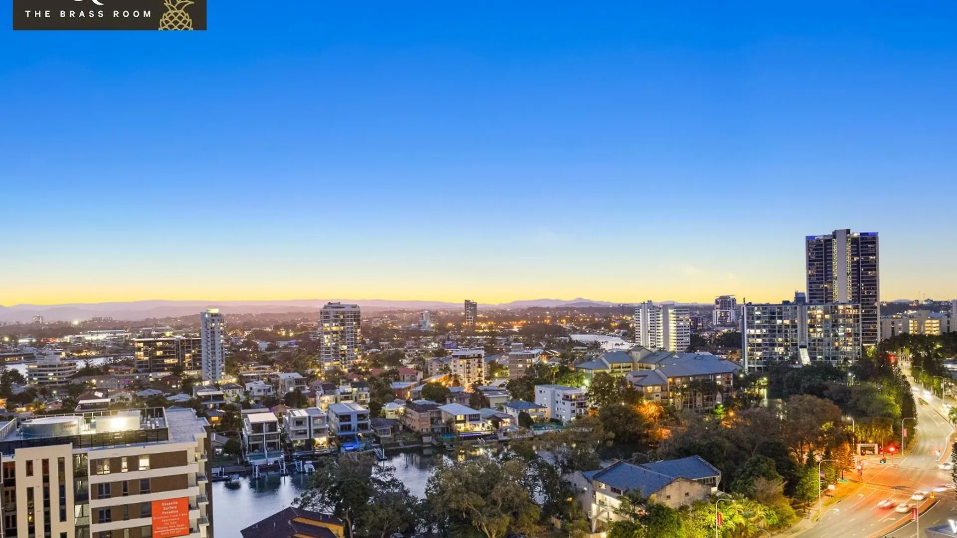 The Brass Pineapple Surfers Paradise 4217 Gold Coast Apartment